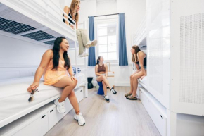 Maze Backpackers - Gold Coast, Surfers Paradise